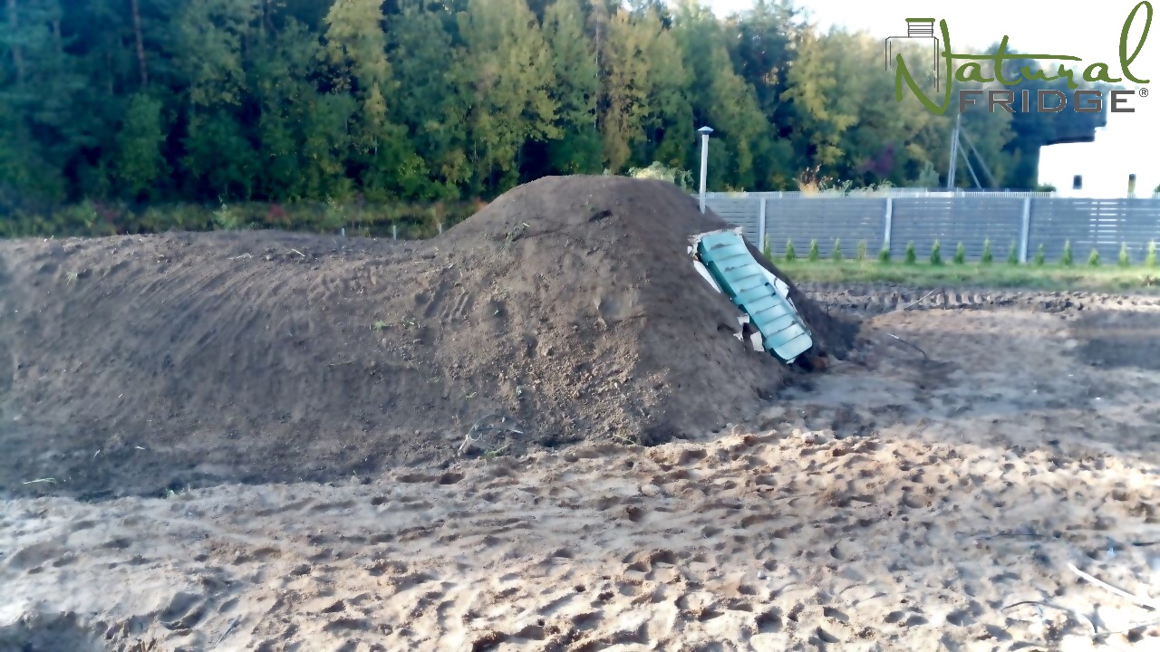 Biala-Podlaska 2019 Polen 99 Fotos zeigen unsere installierten Keller bei Kunden.  Video Erdkeller Modell 250 Natural Fridge  7.740  EUR inkl. MwSt. , zzgl.  Versandkosten