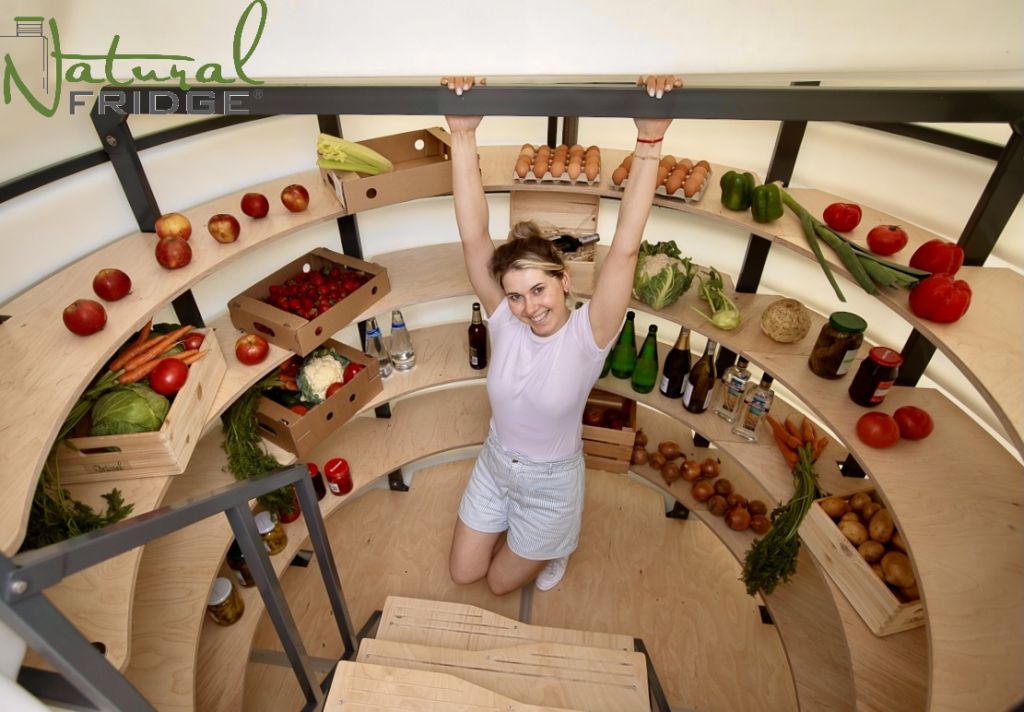 Untergeschoss unter der Erde aus Plastik und Speisekammer absolut dicht, Steinkeller 2,5 m zylindrisch mit schrägem Eingang Erdkeller Modell 250  Wir liefern unsere Kunststoffkeller von unserem Lager  🍏 Vorschriften Natural Fridge -  Angebot
