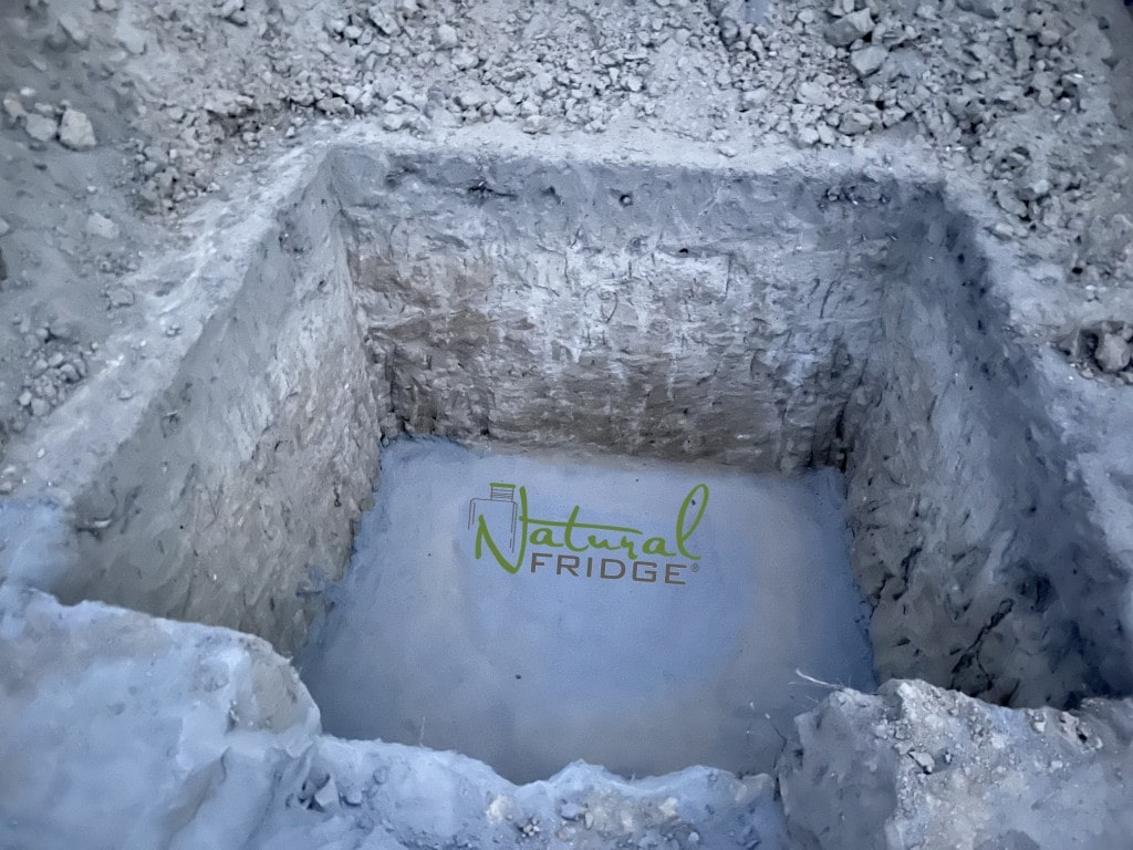 Kunststoff-Keller und Weinkeller absolut dicht, abmessung 2,0 m x 1,75 m mit einem abfallenden Eingang Treppen und Schwerkraftbelüftung. 🍏 Vorschriften Natural Fridge -  Angebot