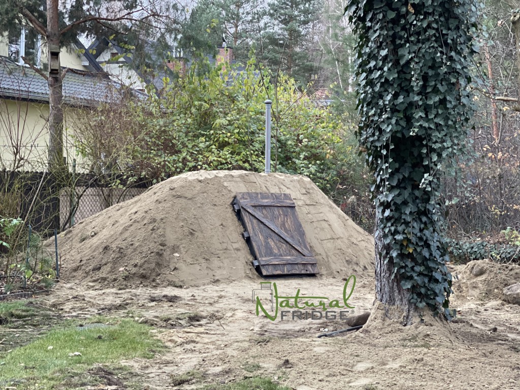 Zusätzliche Erweiterung des Keller-Eingangsflurs mit einem geneigten Eingangsbereich zu Ihnen nach Hause in Deutschland. © 2017-2023 BPR-PLASTECH Sp. z o. o. 🍏 Vorschriften Natural Fridge -  Angebot