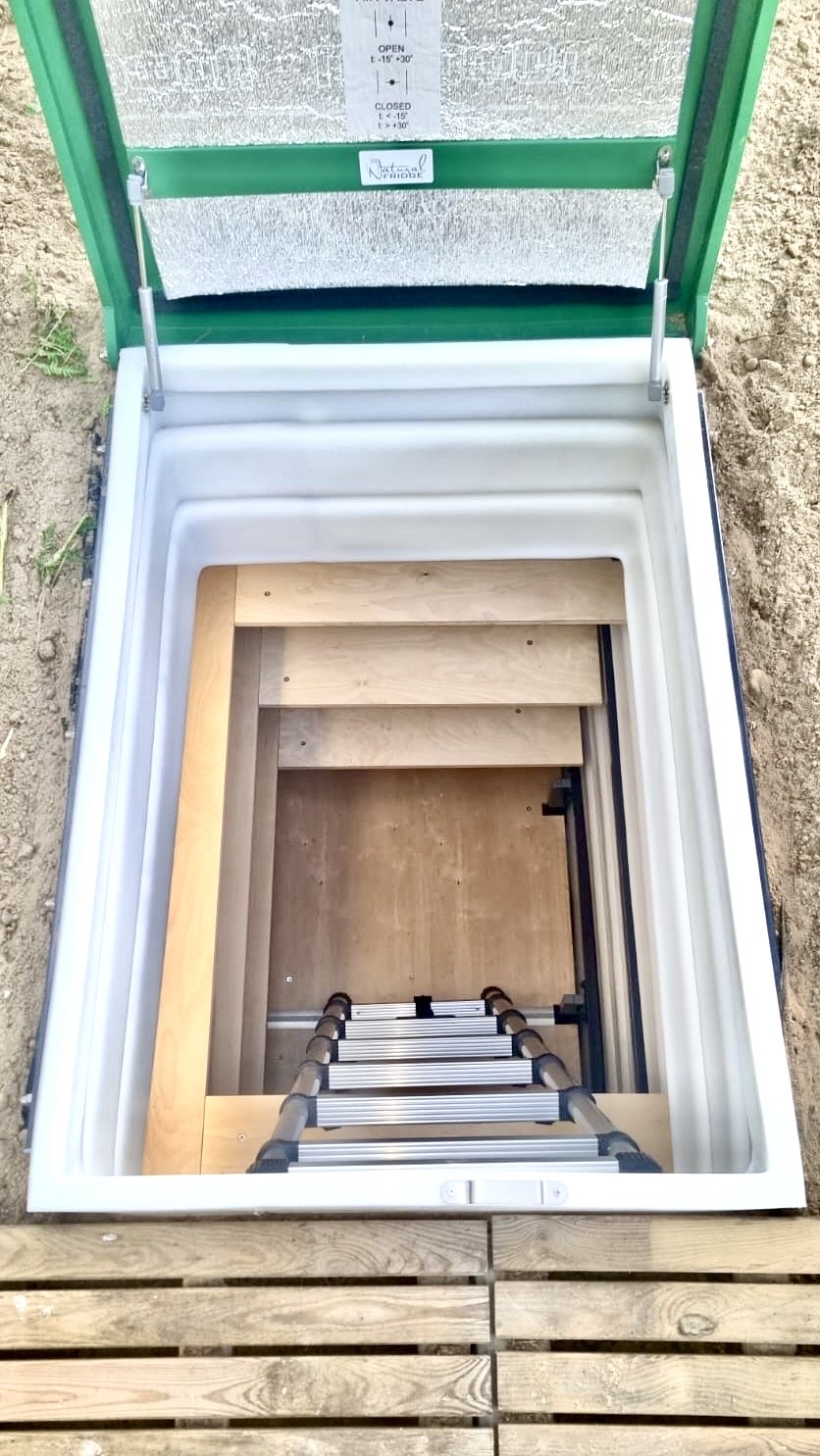 Erdkeller Modell 130x160 Gemacht Erdkeller Modell 130x160 Natural Fridge  3.640  EUR inkl. MwSt. , zzgl.  Versandkosten