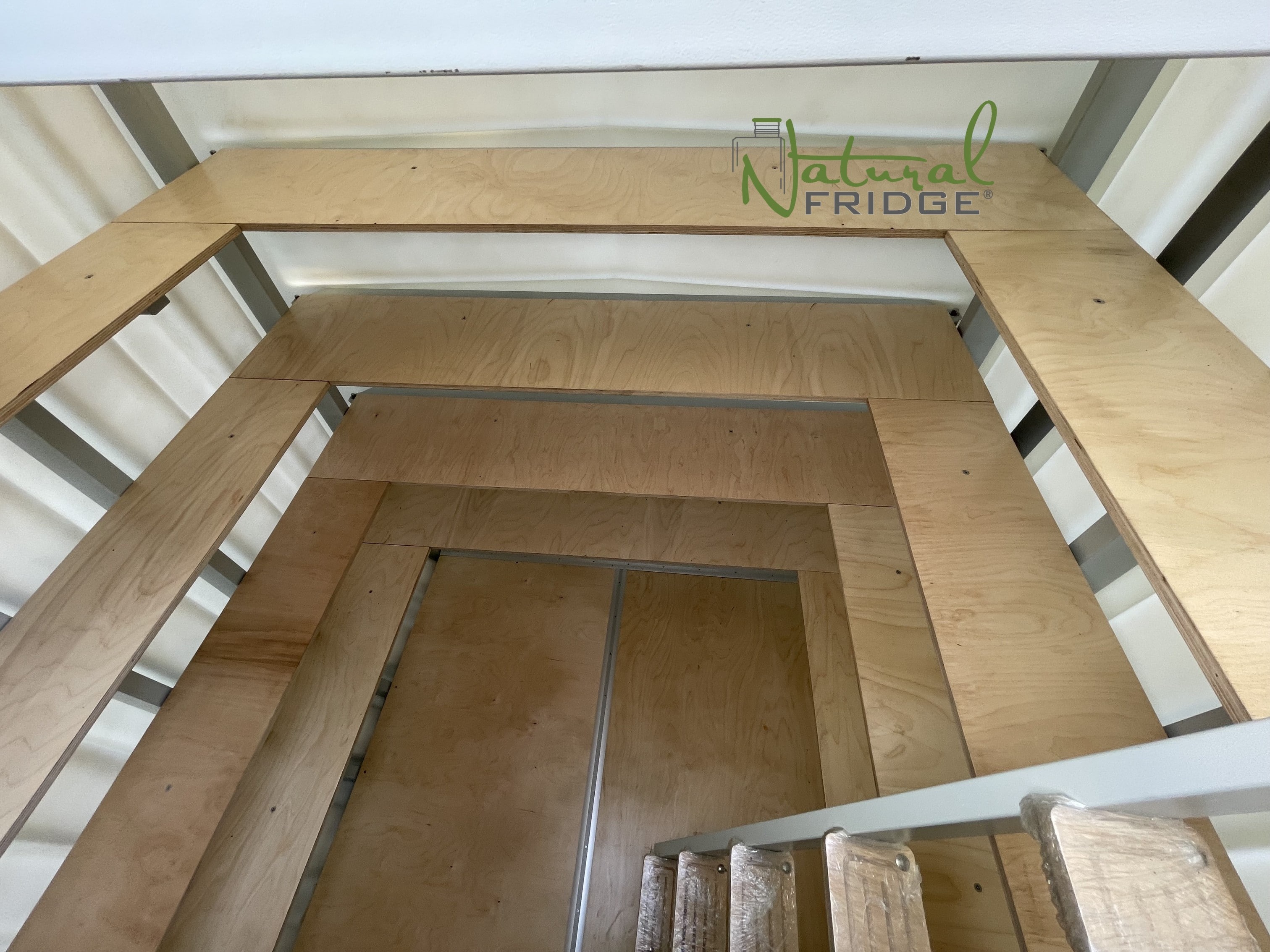 Erdkeller Modell 200x200 aufnehmen.  Internes Design Erdkeller Modell 200x200 Natural Fridge  7.450  EUR inkl. MwSt. , zzgl.  Versandkosten