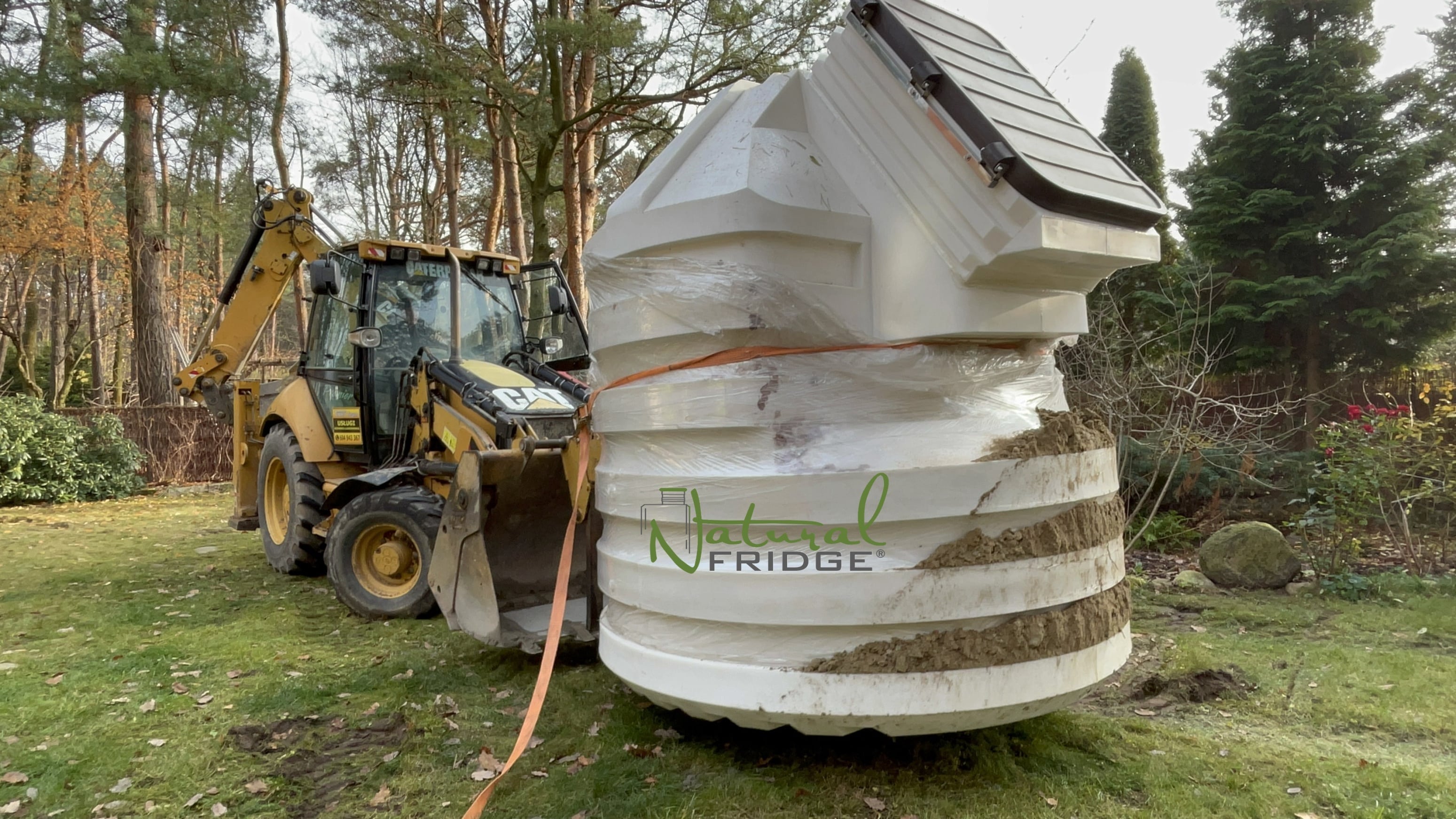 Erdkeller Modell 250 Aus Polyethylen, für den Kontakt mit Lebensmitteln geeignet. Die Karosserie wird als Ganzes ohne Fugen und Schweißnähte hergestellt. Dadurch ist  Erdkeller Modell 250 Natural Fridge  7.740  EUR inkl. MwSt. , zzgl.  Versandkosten